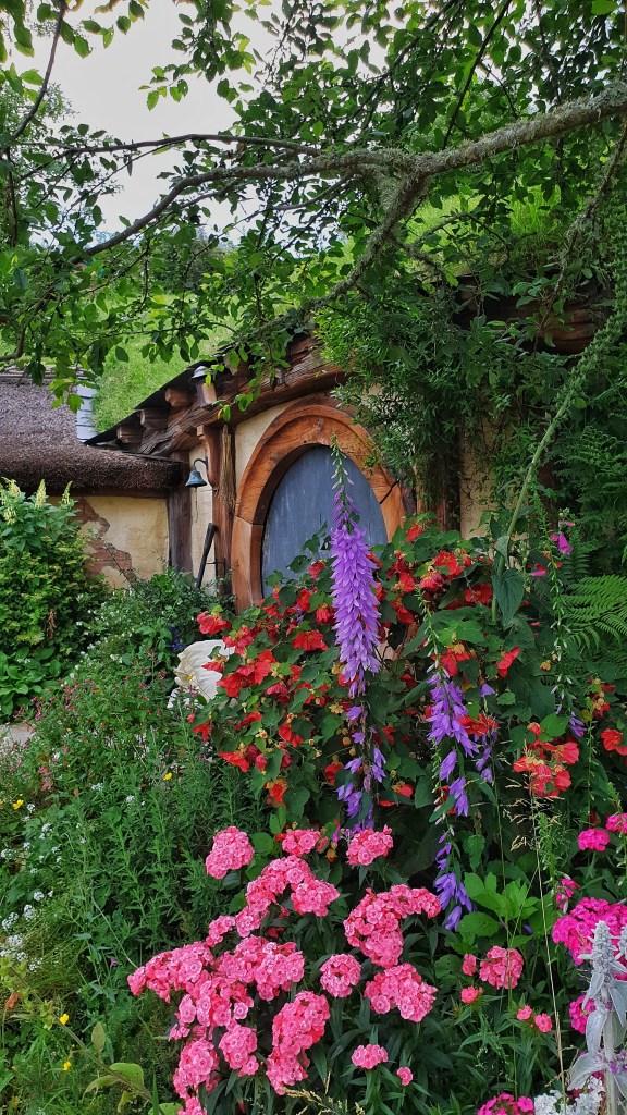 Hobbit hole from Hobbiton film set