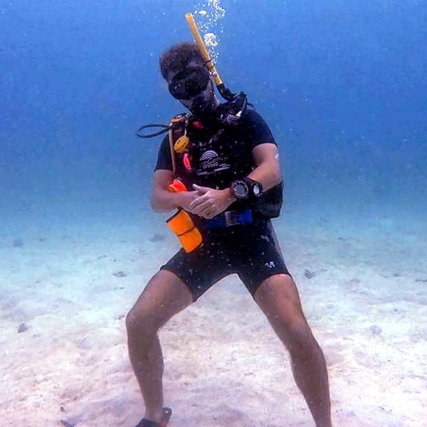 Calum Everitt scuba diving in Koh Tao