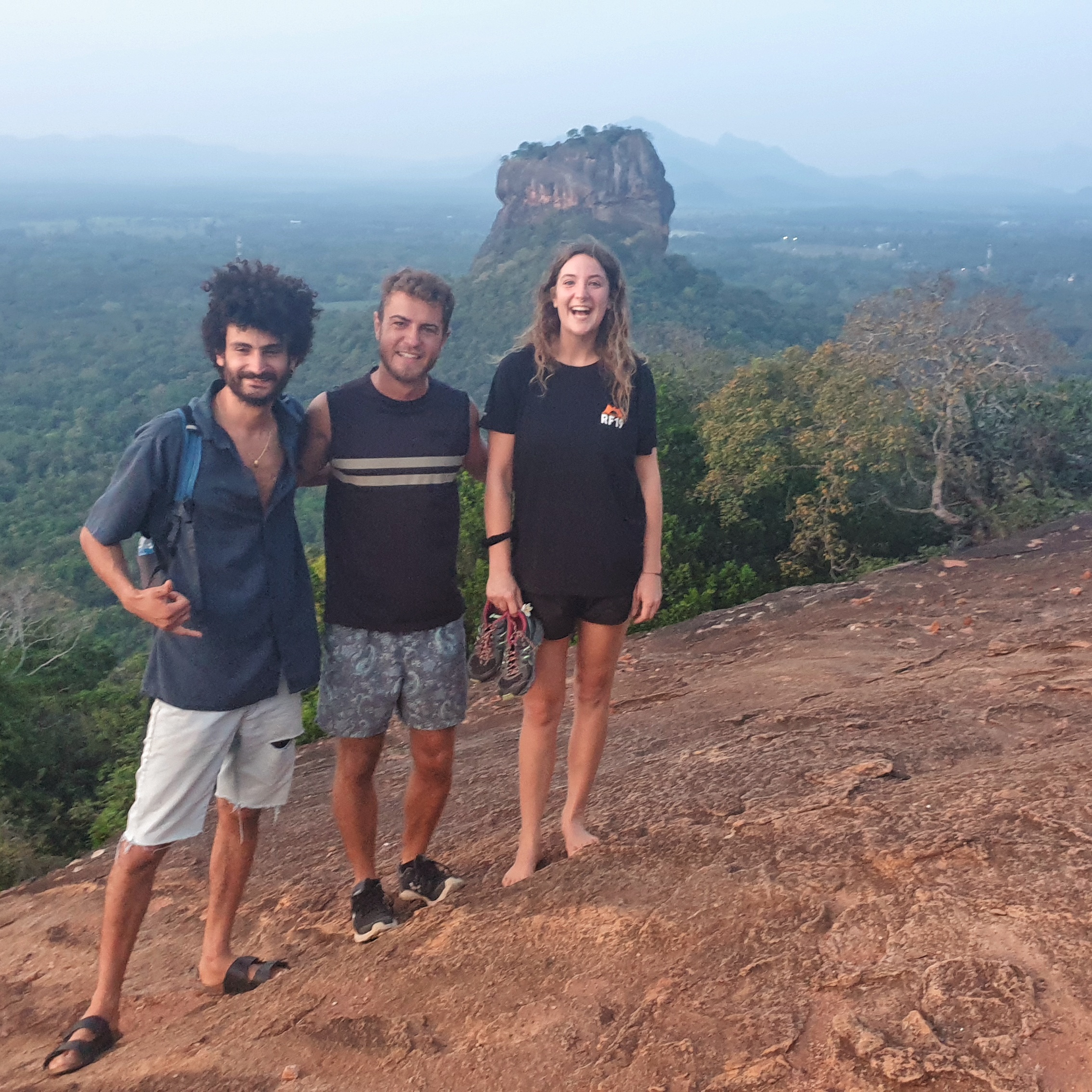 3 friends at the top of Pidurangala