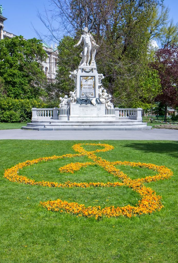 Mozart Statue Vienna